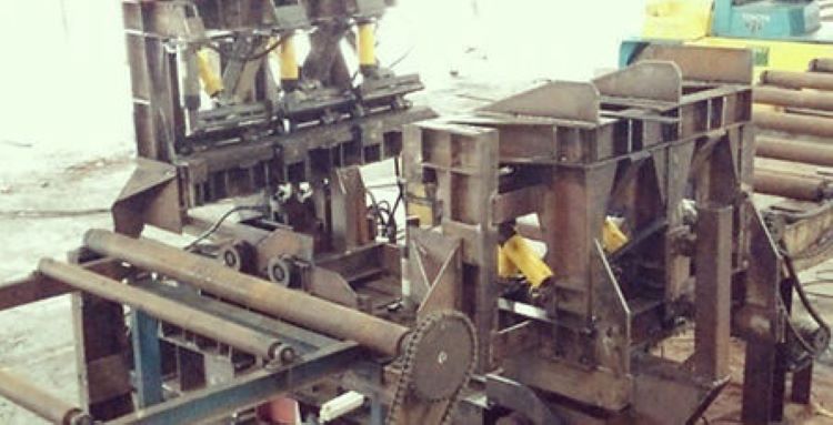 Material Handling Structure Steelworks:Forming Line Conveyor Assemble