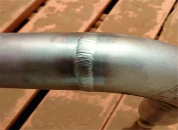 High Level Walkway Stainless Steel Structures:Splicing Butt Welding seam of handrails Welding Electrode Grade A302 and A312 by qualified welders as per WPS/PQRs