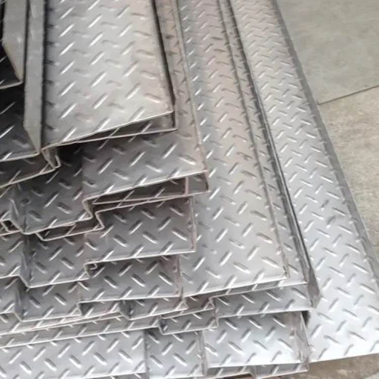 High Level Walkway Stainless Steel Structures: Cold formed self-bended Stainless Steel Checkered plates for walkway floor and step treads
