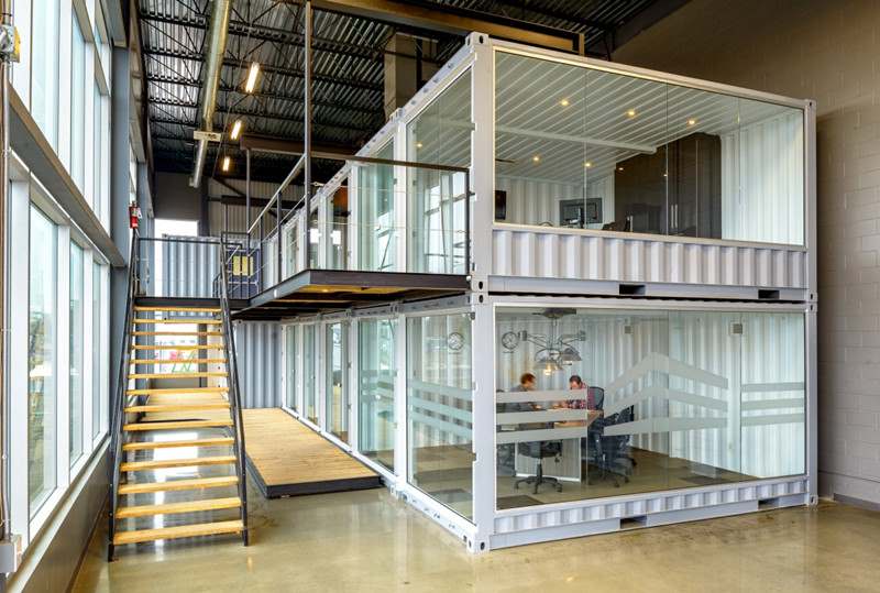 4 Full glass wall uniform bright office space mezzinane