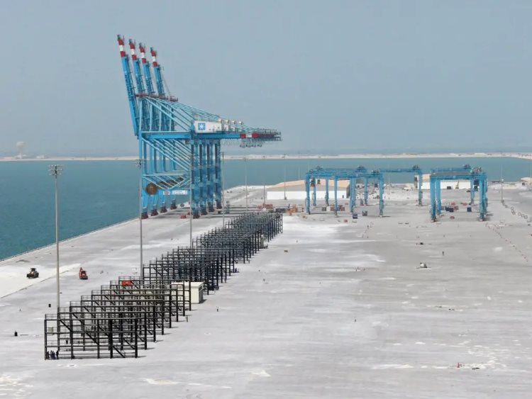 32 Sets Steel Reefer Gantries Supply Hidd Port,Bahrain | Reefer Rack | Made In China ZHM