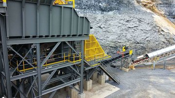 Rock Box Primary Dump Hopper Crusher Building with Jaw Crusher