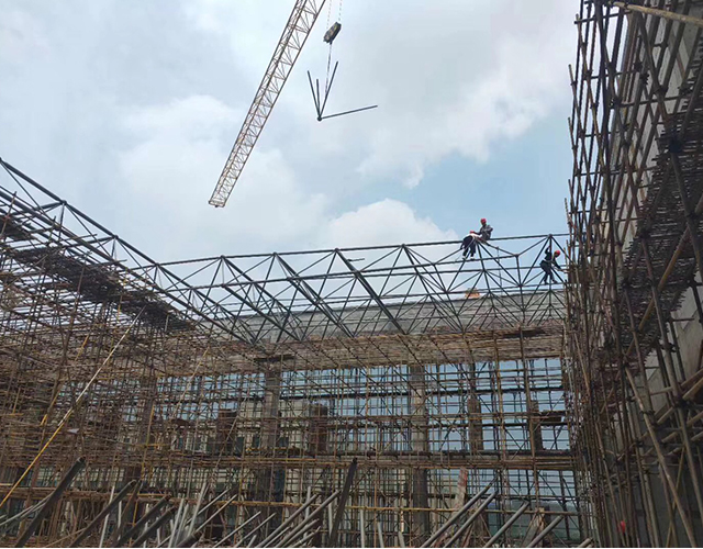 Hangzhou Resort Truss Processing Factory Installation