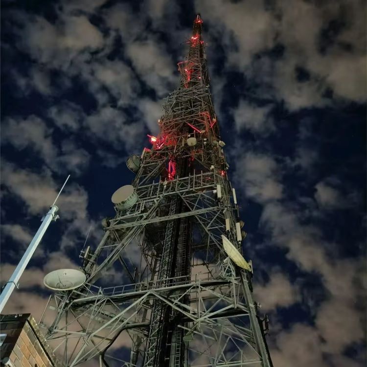 Standing Wi Fi Internet Radio Wimax 3g 4g Antenna Telecom Microwave Mast Steel Tower